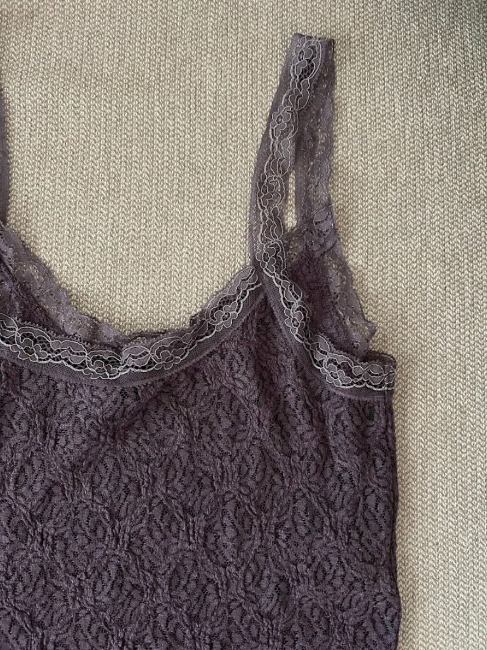 BDG Urban Outfitters Jaida Purple Plum Lace Mesh Tank Top Camisole Size Medium - Picture 3 of 13